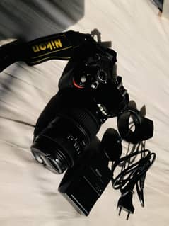 Nikon D3200 with 70-300 mm Temron lenz for sale - Urgent -