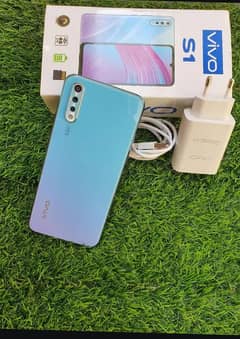 vivo s1 8 256gb 10/10