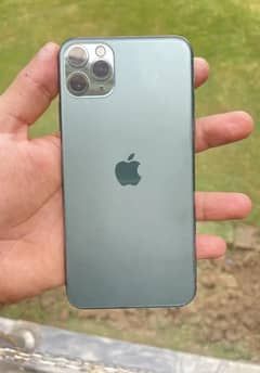 iphone 11 pro max NON PTA 64 GB battery health 70%