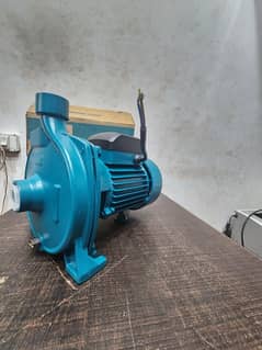 Fossil CPM158 Centrifugal Water Pump - 1 HP (0.75kW), 220V, 105 L/min