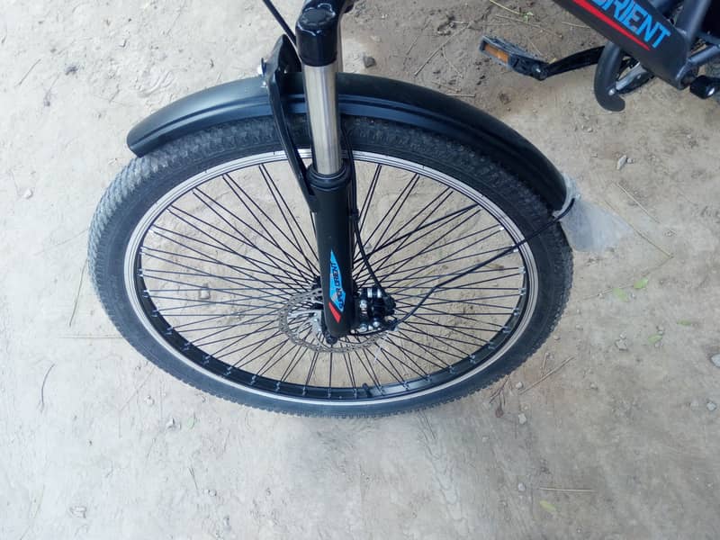 Doble wire rims, disk break, beautiful addition only three days use 2