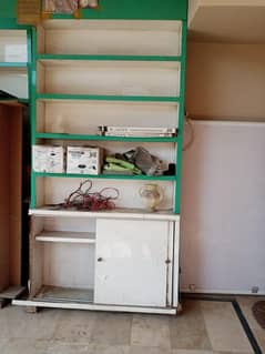Mobile shope  full furniture available.  single part b mill jia ga.