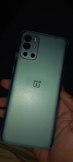 OnePlus 9R Lush condition
