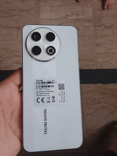 34500    10/10 Mobile h 10 month sa zyada warenty pari h abi