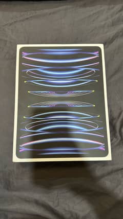 IPad Pro Box 12.9 inch 6th Gen Wifi + Cellular