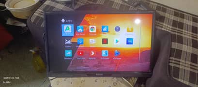 Singer LED TV