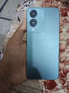 vivo Y17s