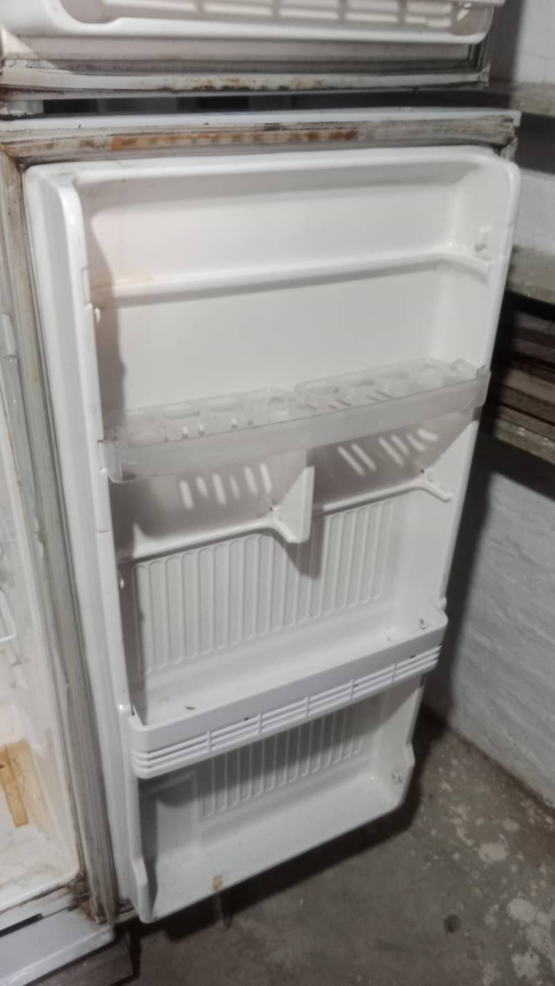 singer's used fridge running condition 5
