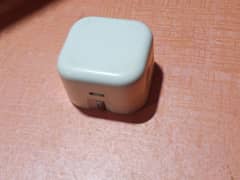 IPHONE 11 PRO MAX CHARGER