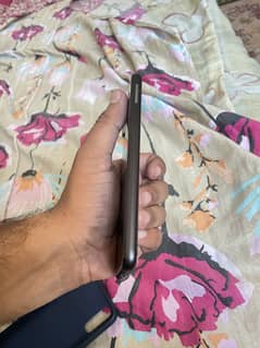 Huawei p20 10/10 conditions single use mobile not a single scratch