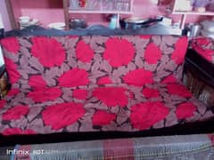 I m selling 5 setar sofa in charsadda