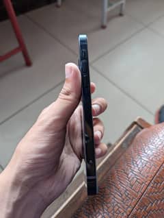 iphoen 12 jv