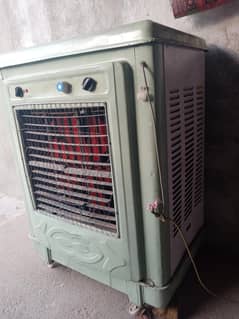 room cooler AC 10 by 9 condition mazboot Chadar all okay cooling good