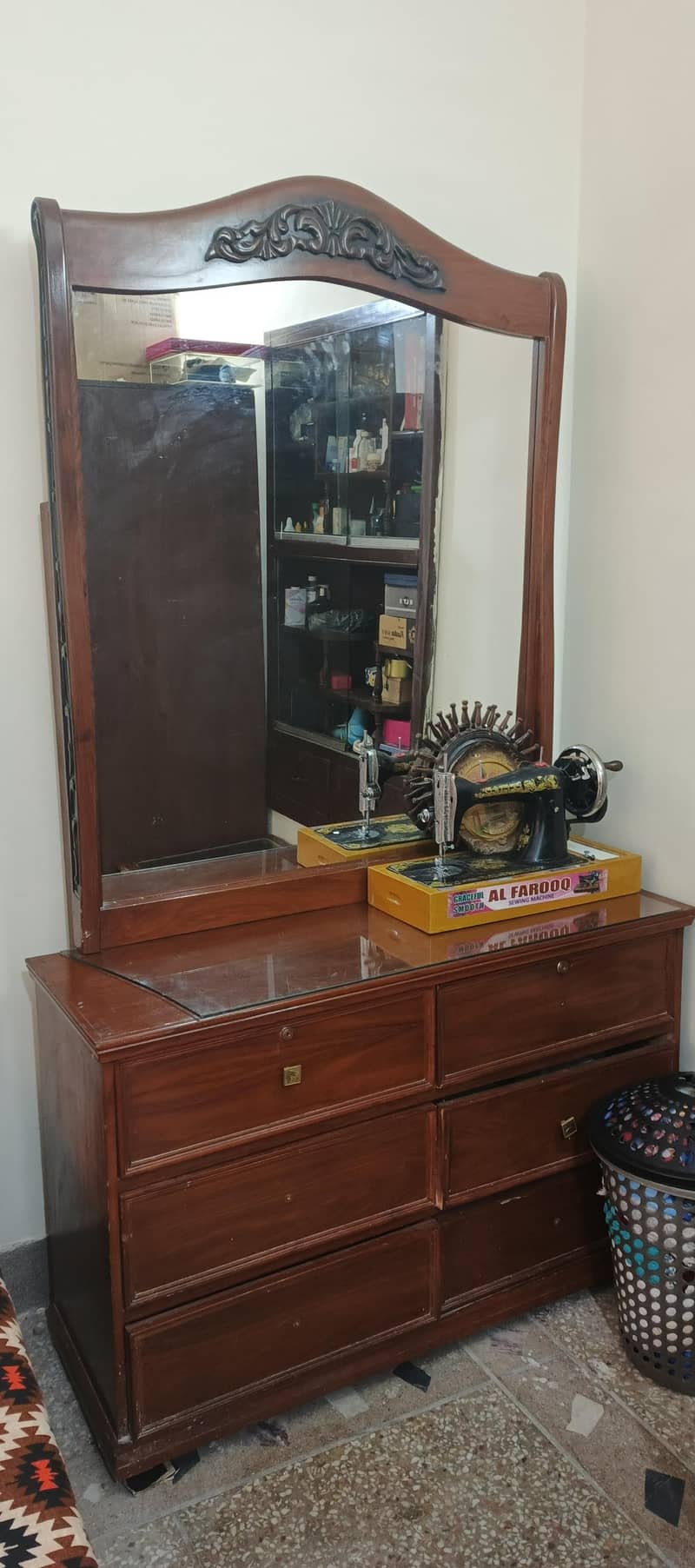 double king size bed with side table and dressing table 3