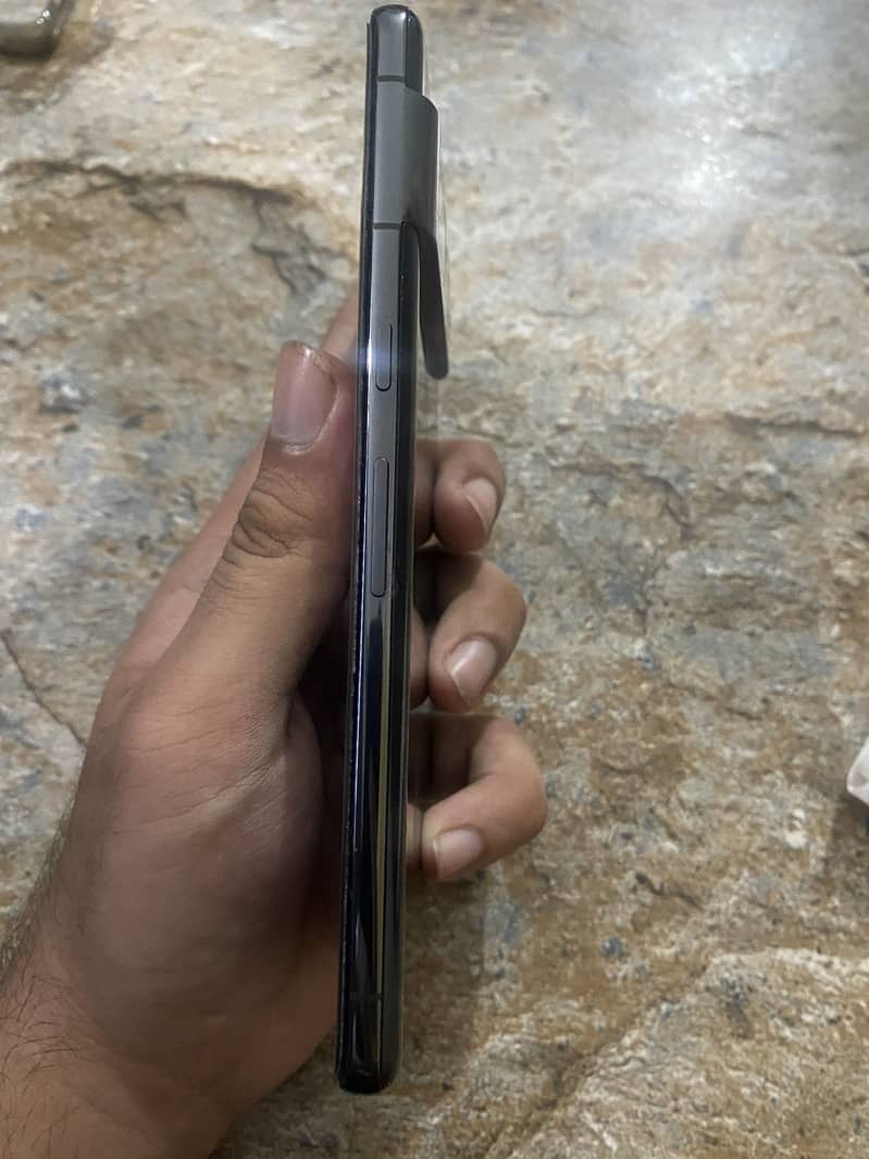 Google pixel 7 pro 12/256 non pta LA variant 10/10 condition 3