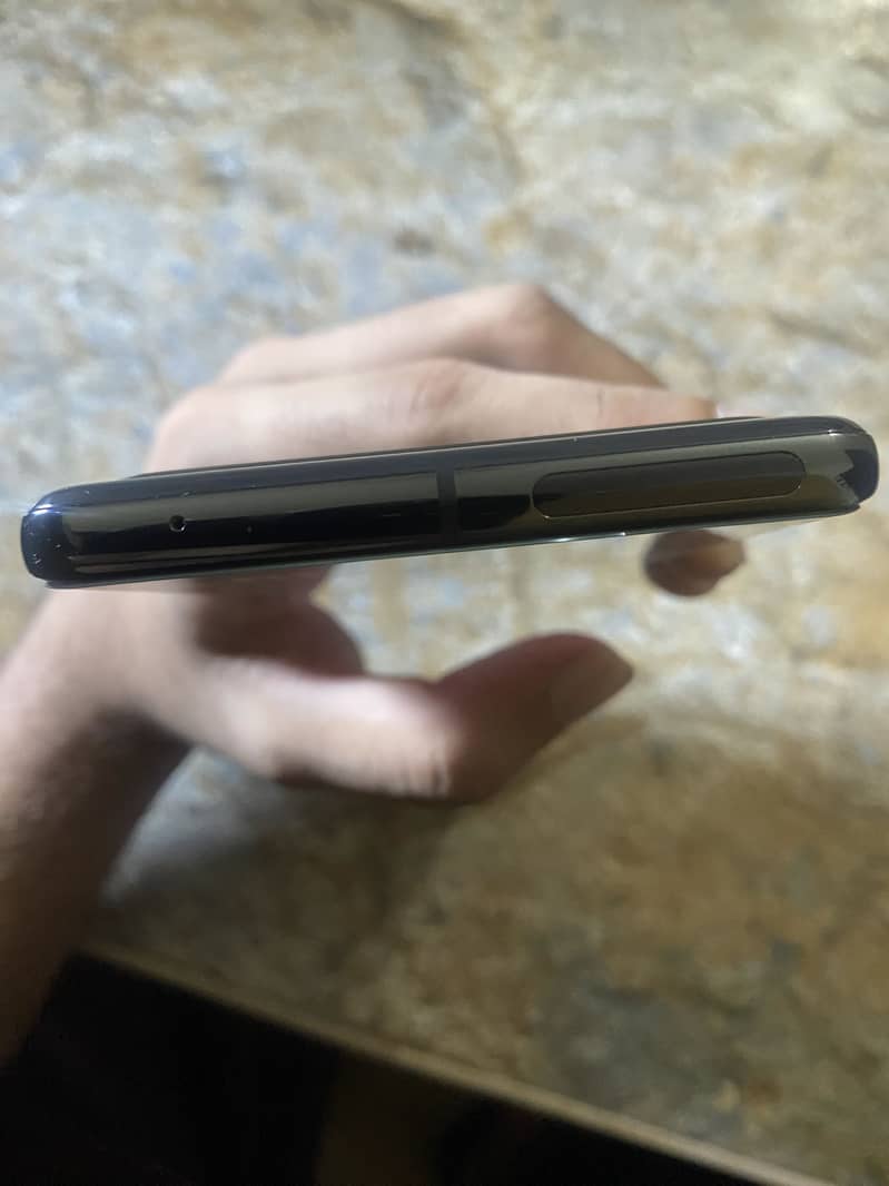 Google pixel 7 pro 12/256 non pta LA variant 10/10 condition 5