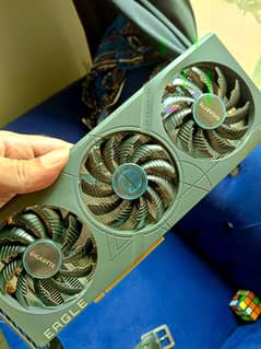 Gigabyte RTX 4060 Eagle OC Tri Fan Edition with Box