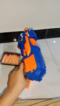 toy machine gun