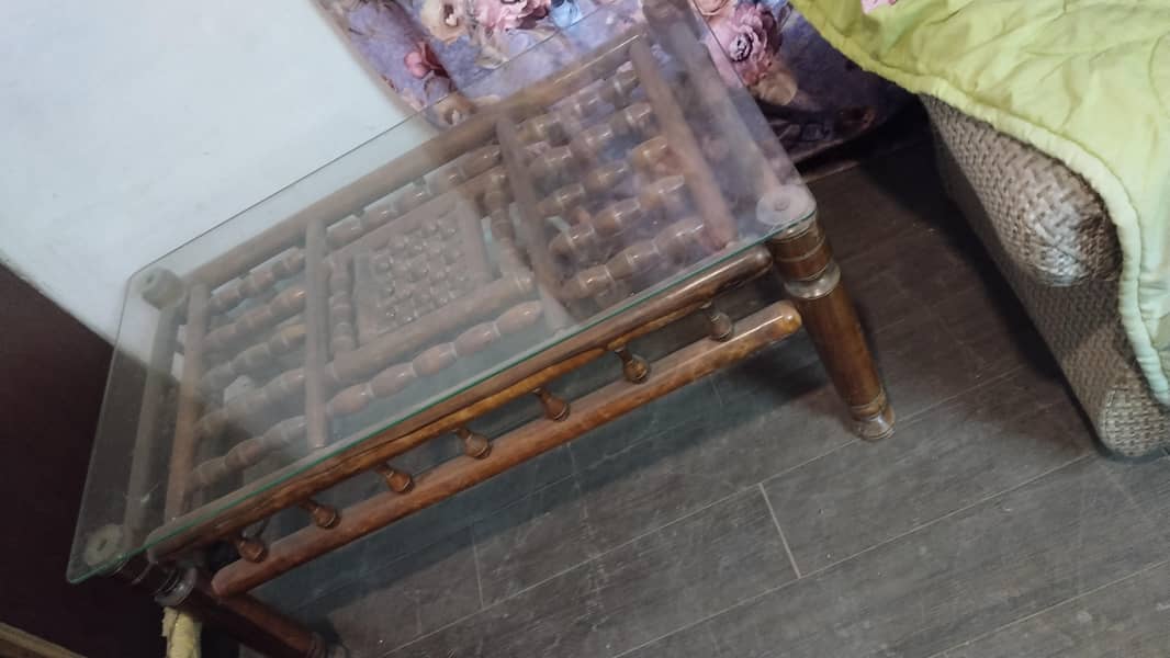 tables for sales with 2 small tables 0