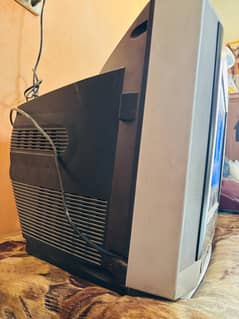 LG Flatron 21 Inch CRT TV – Good Condition