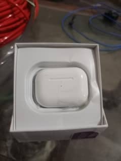 colour white