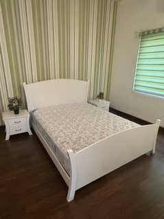 Habitt Scifi Bed, Dresser made with beach solid wood legs and oak ply