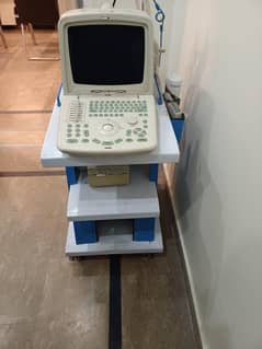 Grey scle USG machine for sale