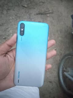 Tecno spark go 2022 3 32