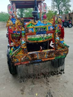 22 model ha chat bumpar sath ha d I Khan ka number lga ha