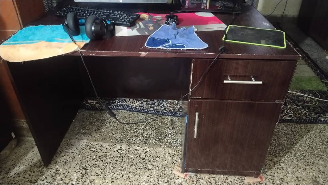Computer/study table 1
