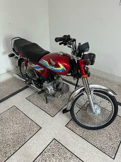 HONDA CD 70CC     Islamabad Number
