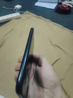Xr waterproof in good condition