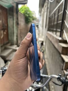 I phone13 non pta jv 128Gb battery 89 water pack condition 10/9.5