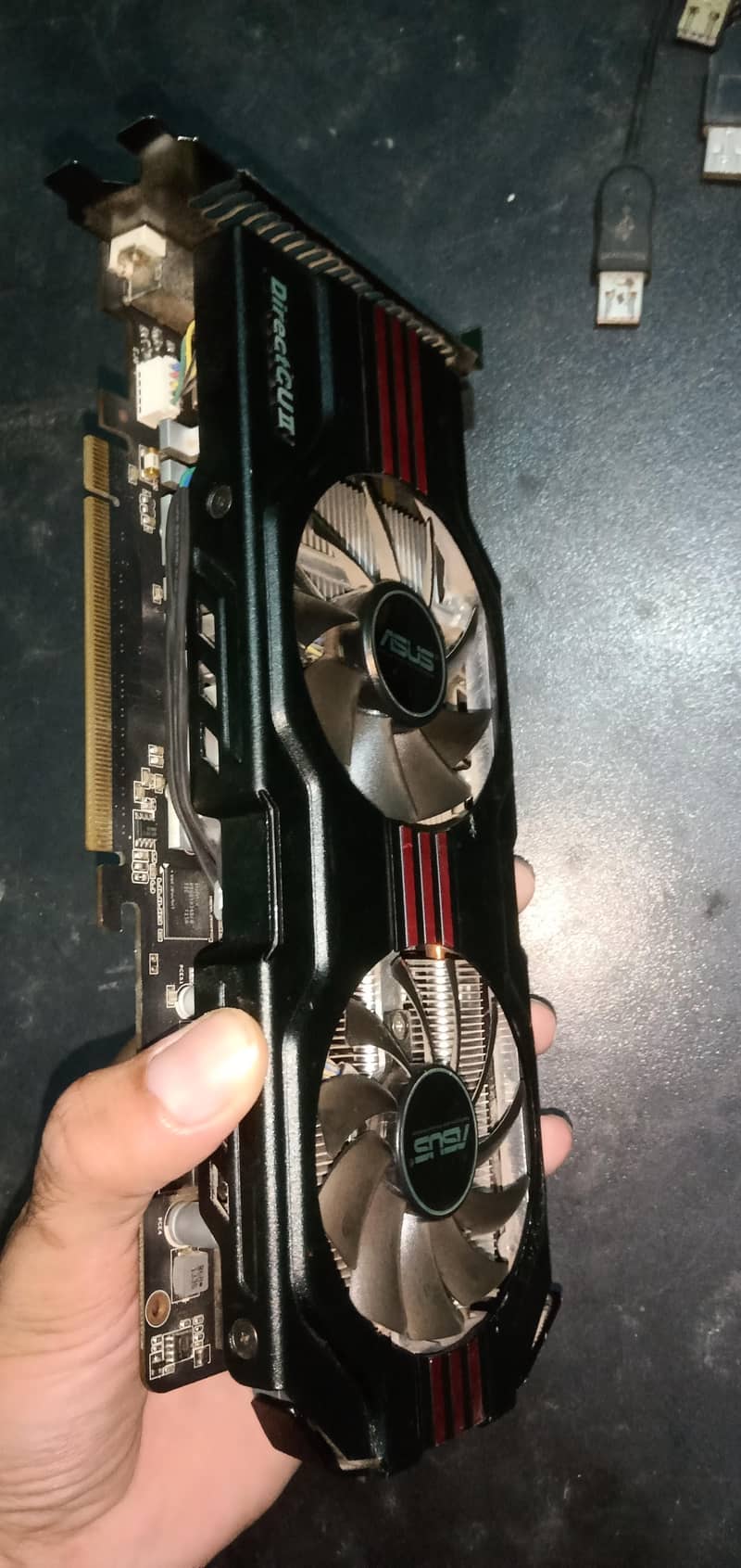 Nvidia GeForce GTX 560 1gb DDR5 256 bit gaming graphics card 2