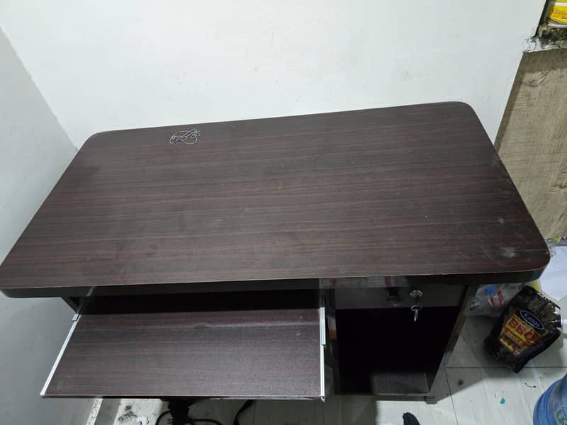 Study/Computer table 0