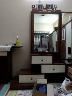 Complete Bedroom Furniture Set for Sale – Excellent Condition