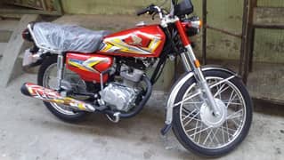new bike AA 500 km chali AA 10/10 condition