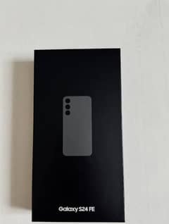 Samsung Mobile S24 fE