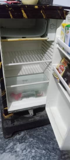 Dawlance mini fridge
