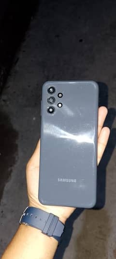 samsung galaxy a13  . . . 4gb 128gb black colour
