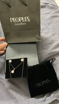 Branded Jewelley Set for Sale