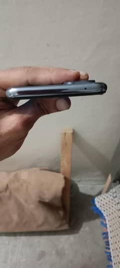 one plus N200 4+1/64