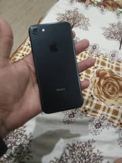 Urgent Sale Iphone 7