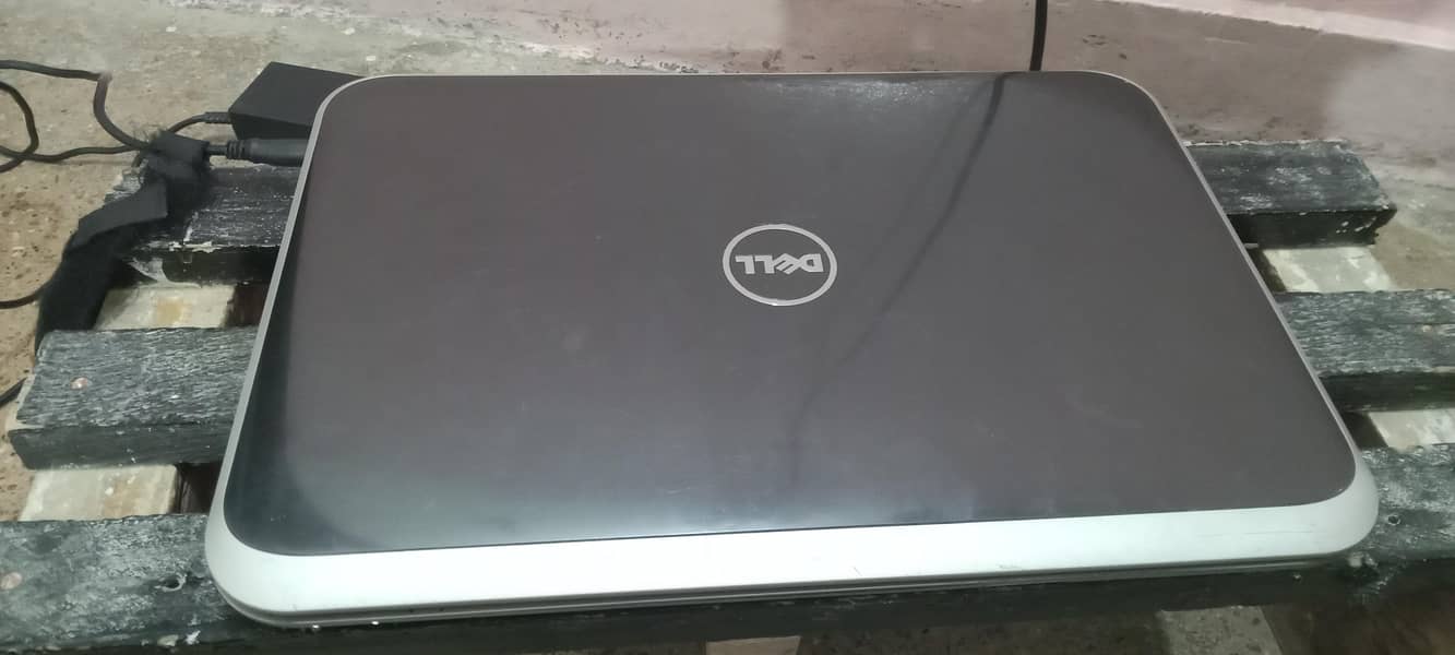 lap top for sell no issue . just want to buy upper  generation 5