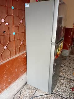 used Fridge For sell Compariser Problem