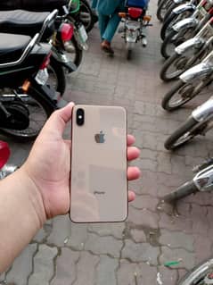iphone xs max for sale 64Gb Gold color battery 100% change