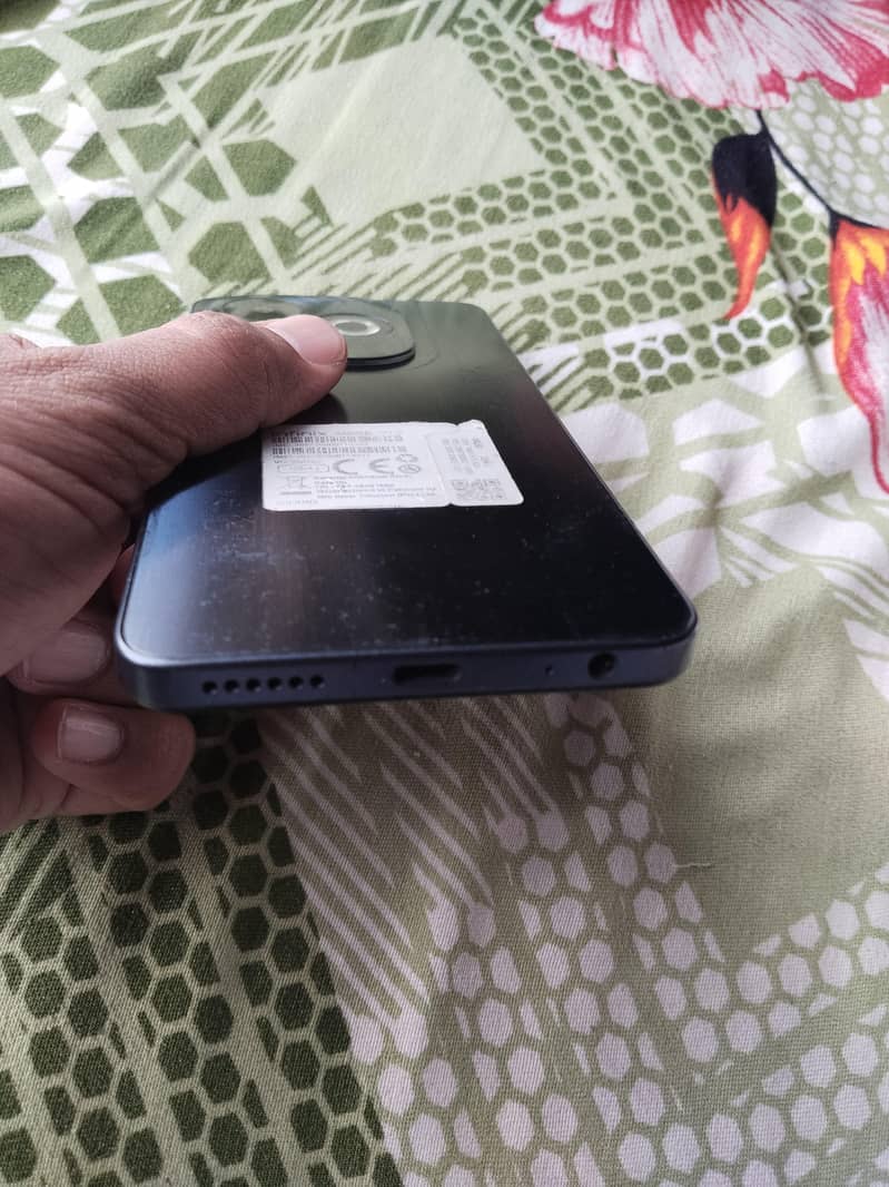 Infinix smart 8 pro in good condition with complete box 3