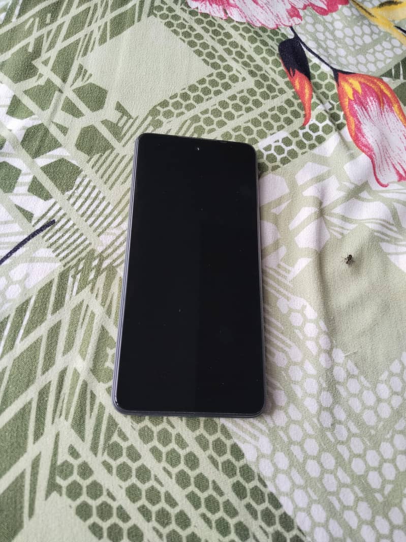Infinix smart 8 pro in good condition with complete box 4
