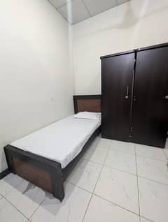 vip hostel room for rent