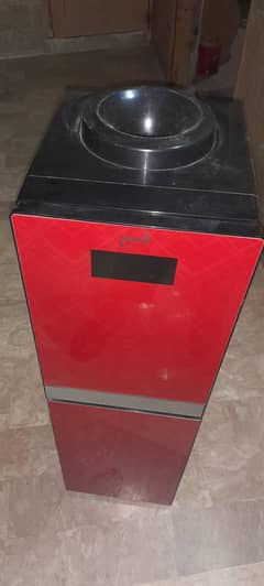 Homage Water Dispenser with Refrigerator